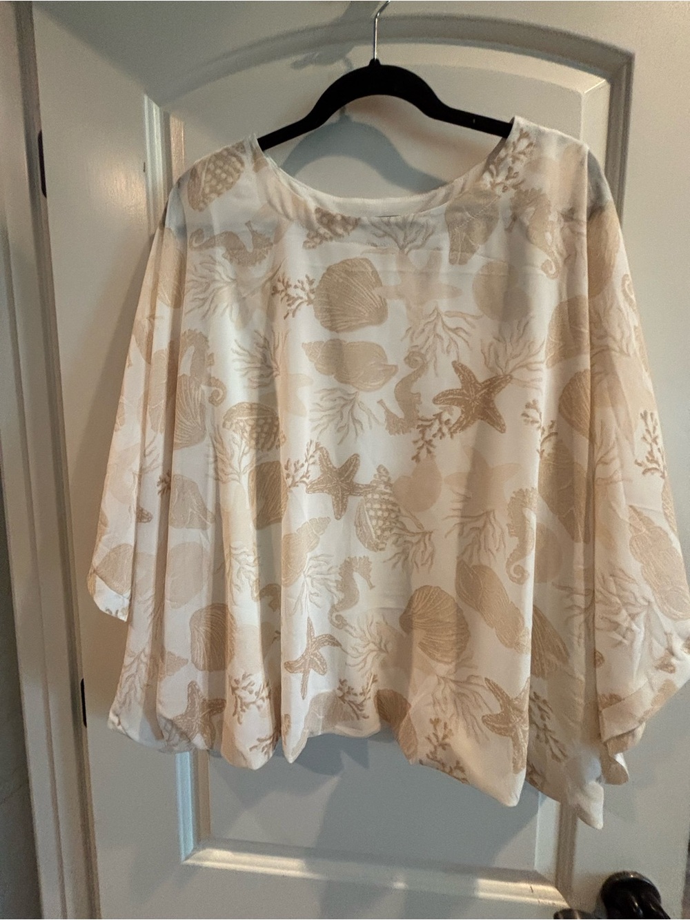 NEW Belle Beach by Kim Gravel Beige Coastal Shell Print Blouse